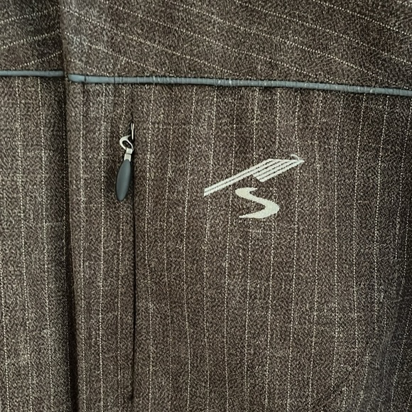 Showers Pass Men’s Cycling Rain Jacket Brown/Gray Pinstripe Vented Reflective M - Picture 3 of 10